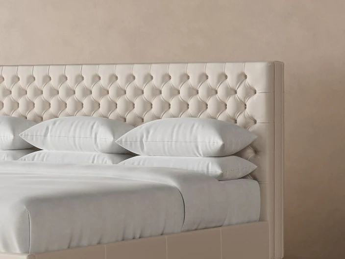 Kincaid Leather Bed - Image 9